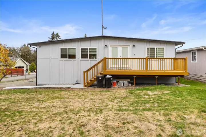 Back side - Entrance of ADU above shop.