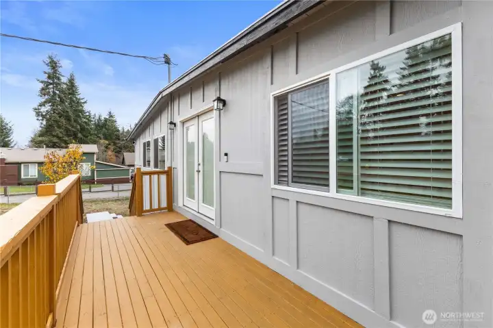 Back side - Entrance of ADU above shop.