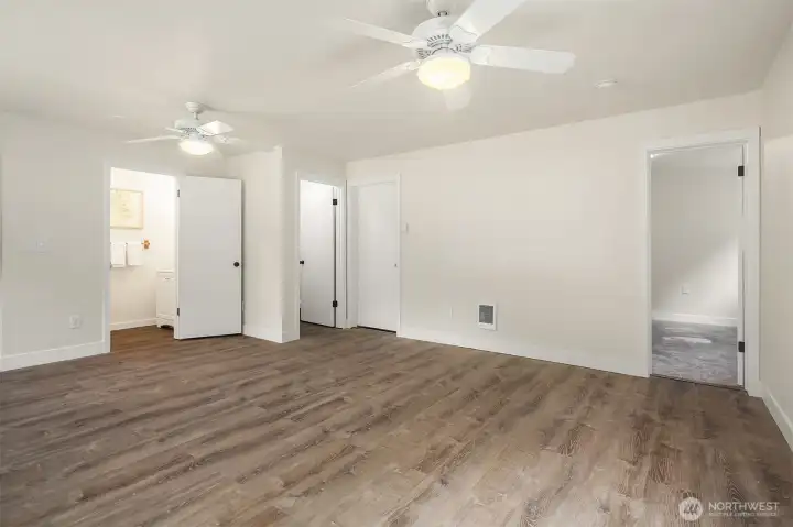 Large downstairs with half bath and shower/dog wash