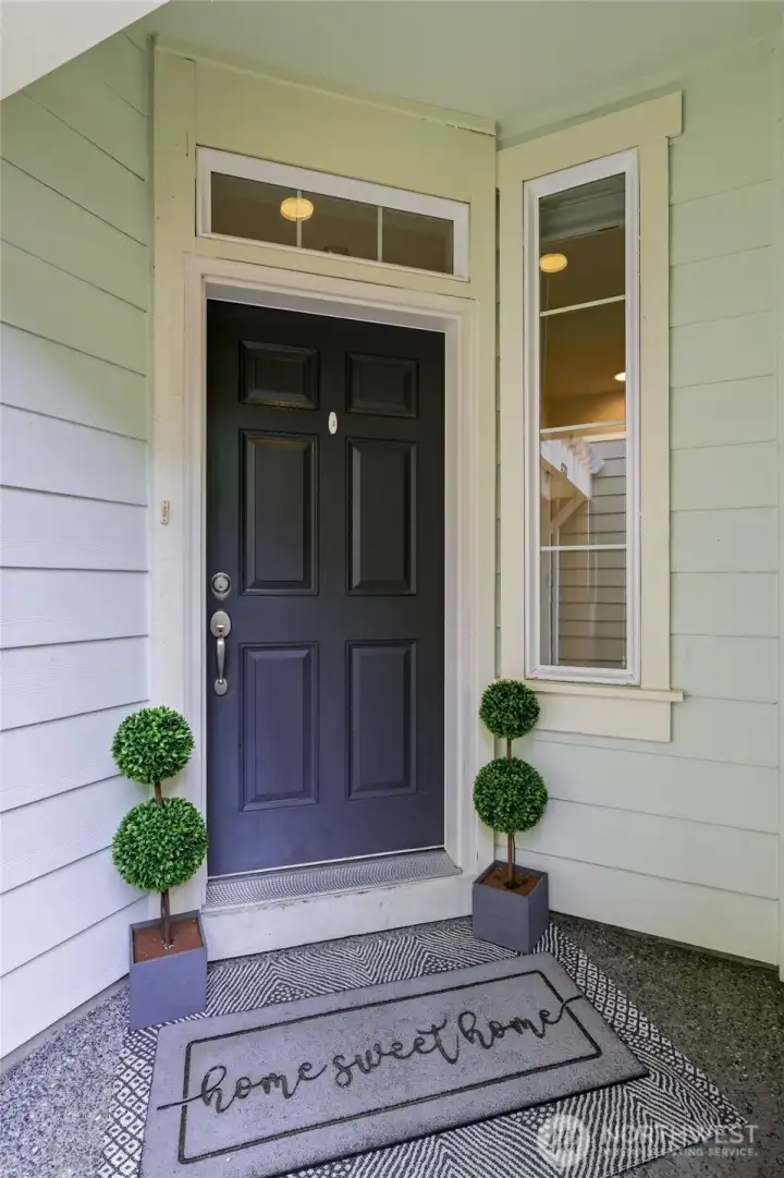 Welcome in! Welcome in!