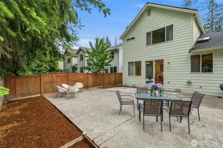 Extensive paved patio and low maintenance yard! Extensive paved patio and low maintenance yard!