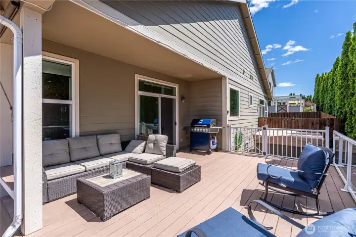 Covered sitting area adjacent to hot tub