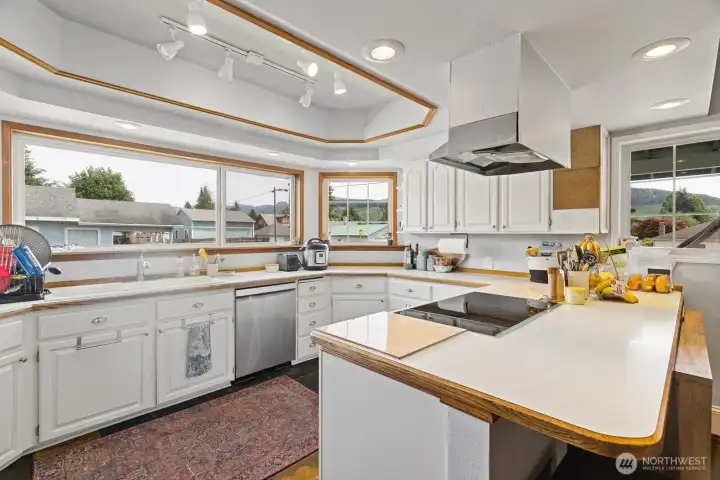 Very functional & usable kitchen with tons of storage.
