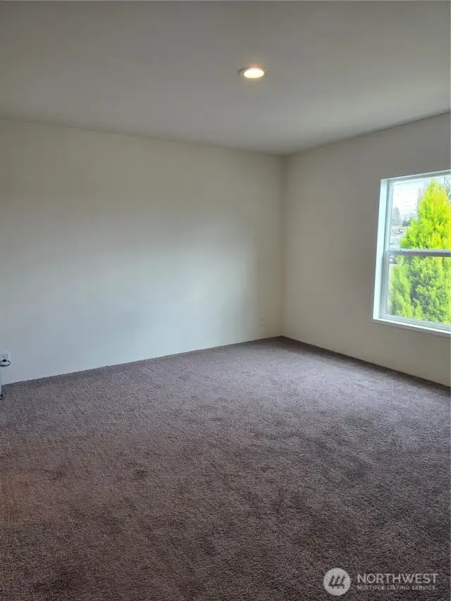 Photo is of model home and is for illustrative purposes only. Colors and finishes may vary.