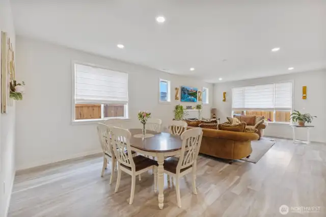 Dining room off of kitchen