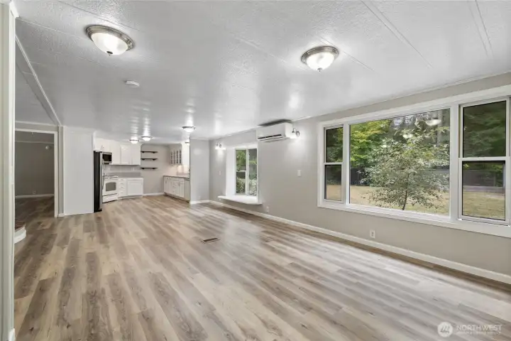 Open concept kitchen, dining, and great room