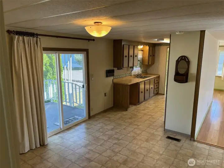 Great covered patio for easy outdoor dining