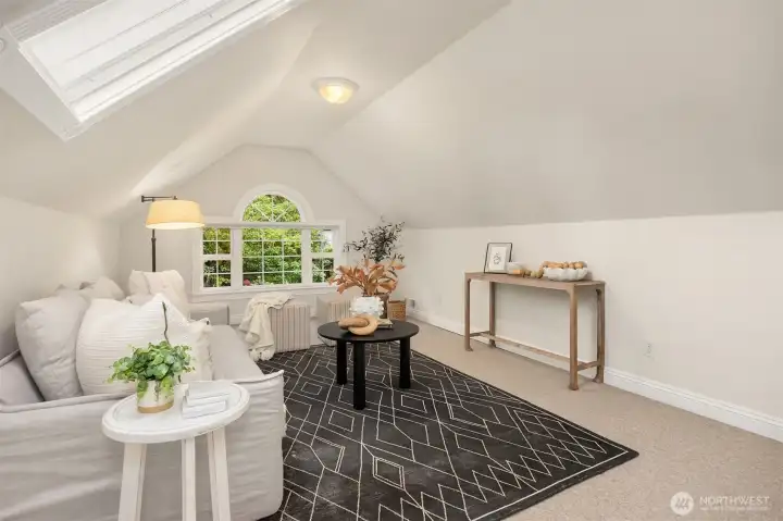 Upper level bonus room ideal for media, exercise or play room.