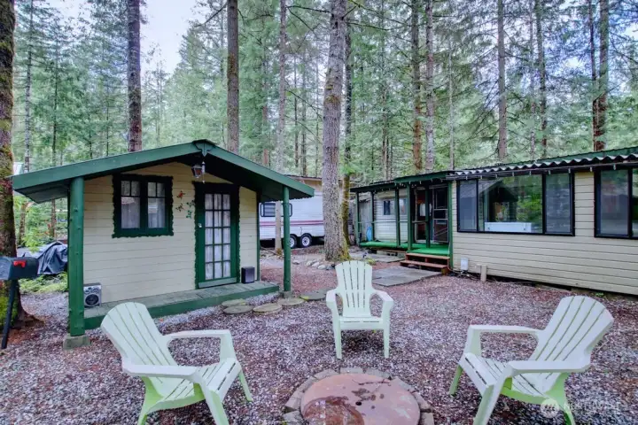 23 Drial Loop, Deming, WA 98244