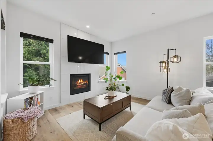 Gas fireplace, plenty of natural light with peek-a-boo mountain views from the living room's south facing windows
