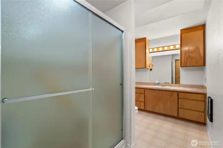 An additional 3/4 bath is also featured in the back half of the home. An additional 3/4 bath is also featured in the back half of the home.