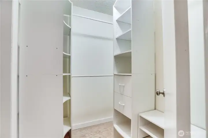 Walk in closet