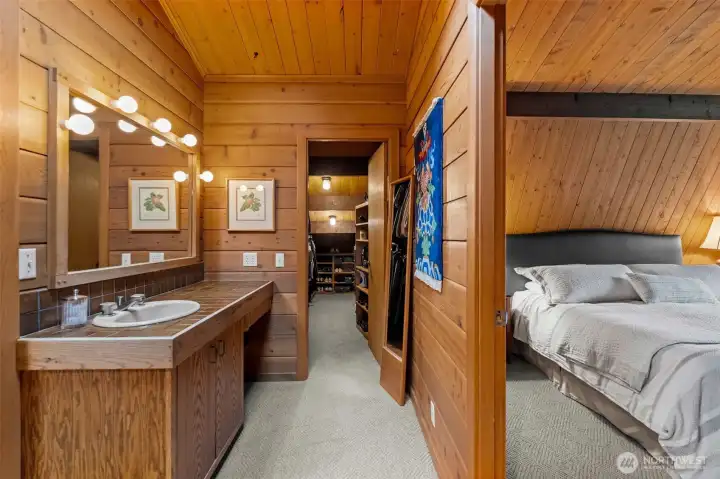 Primary En Suite
