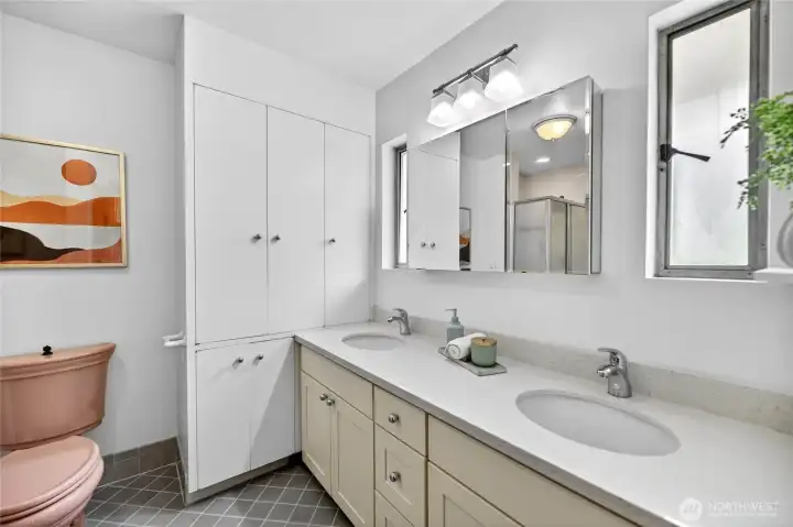 Double vanity and storage.