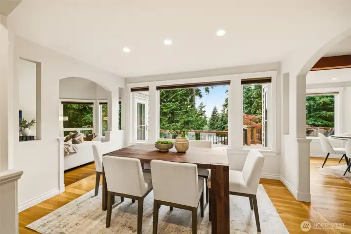 Perfectly positioned to capture spectacular sunsets and sweeping nature, skyline, and city views, this exceptional residence offers a rare blend of privacy, tranquility, and convenience.