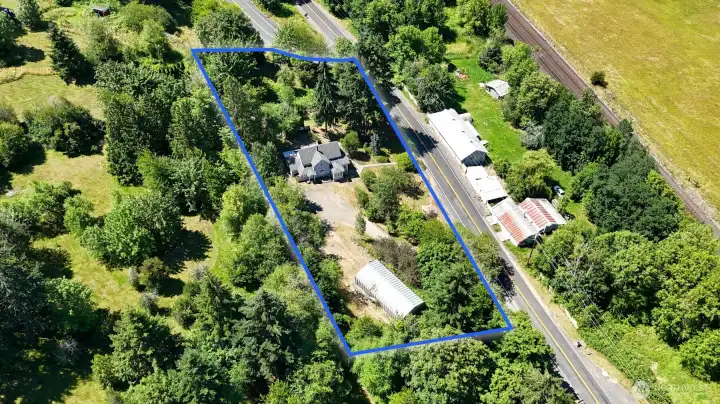 Property lines are approximate Buyer to verify Property lines are approximate Buyer to verify