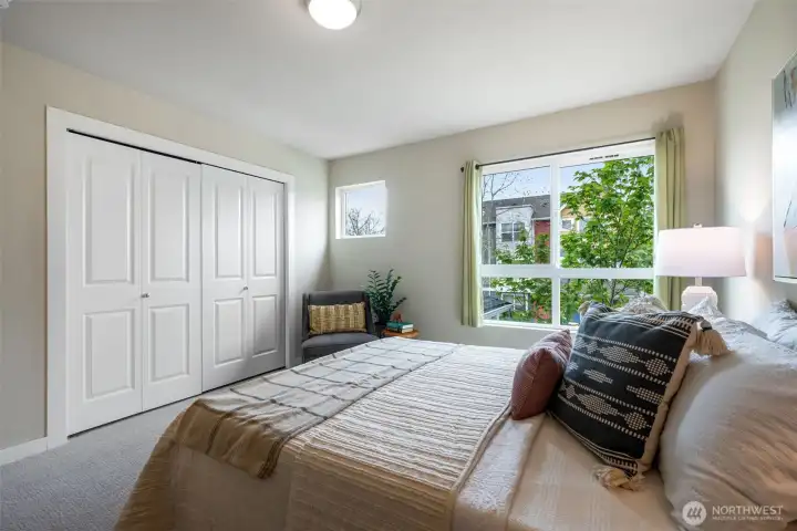 This room also has a large double closet. This room also has a large double closet.