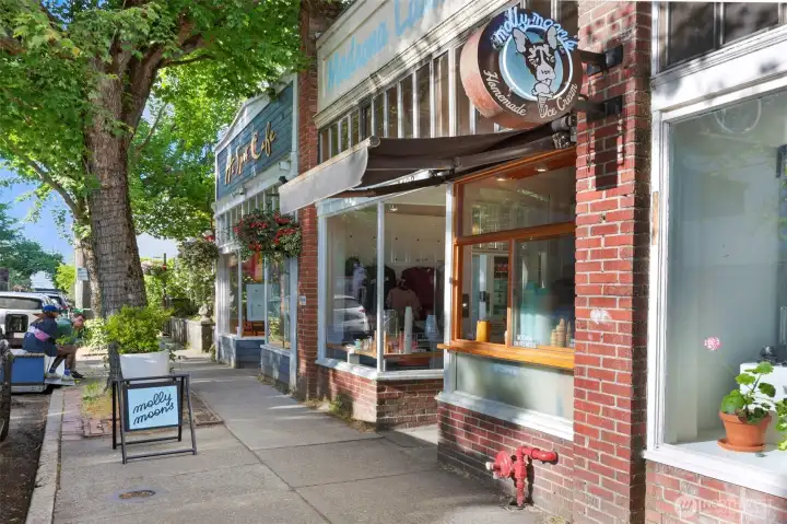 Hi Spot Cafe & Molly Moon's Ice Cream, Madrona Hi Spot Cafe & Molly Moon's Ice Cream, Madrona