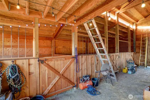 3 stalls with loft storage