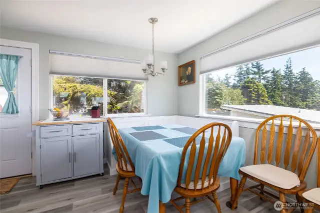 Dining area off kitchen with built in sitting area