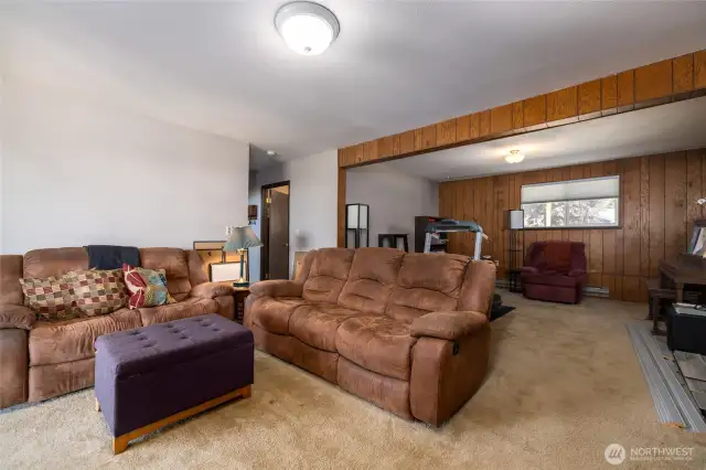 Lower level has large bonus room/rec area