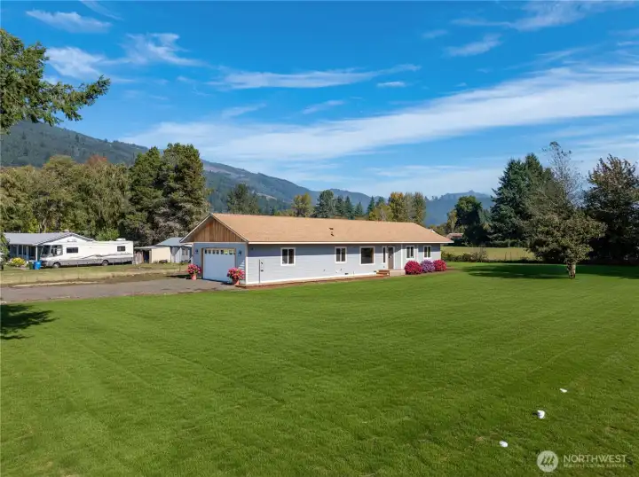 182 Frost Creek RD-Virtually landscaped