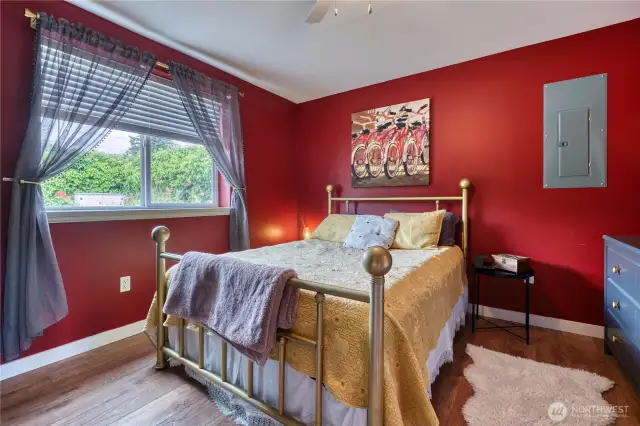 Secondary bedroom