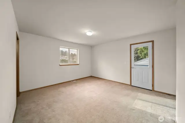 South Upstairs Primary Room