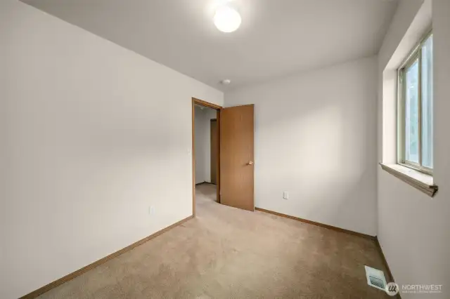 South Upstairs Guest Bedroom