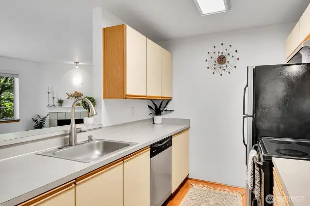 Kitchen w/ Eating Bar Space