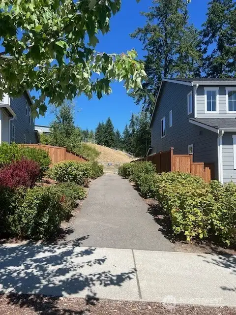 Path from neighborhood to Elementary School. Just up the street!