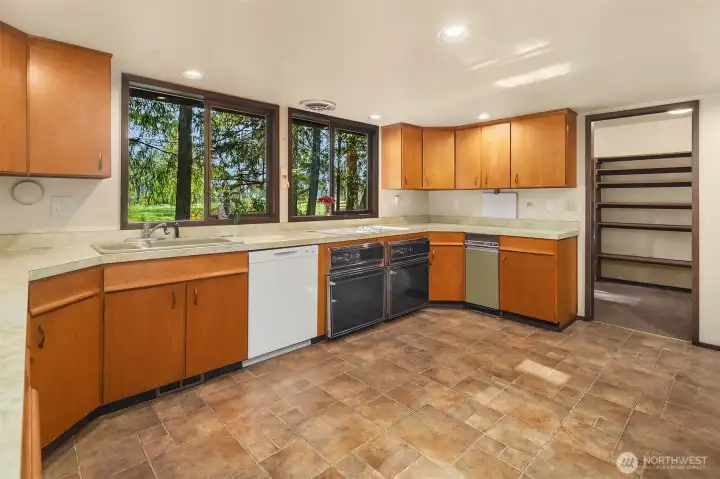 large Kitchen