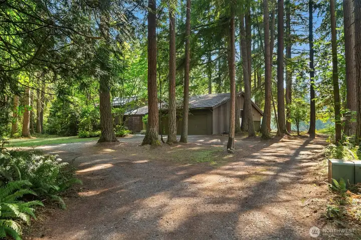 Path from barn to house