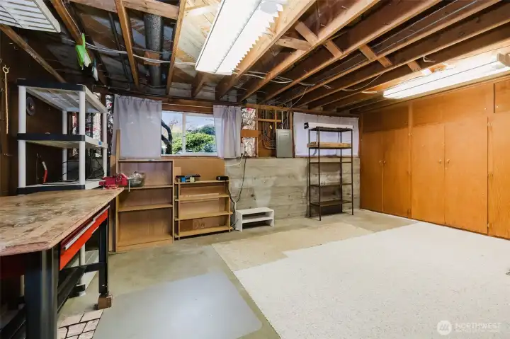 Great tool room and plenty of storage