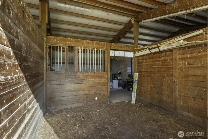 3 stall barn
