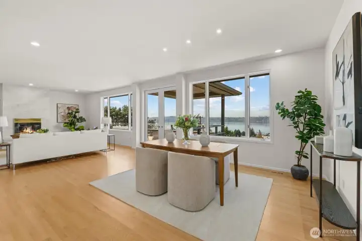 Dining area (staged)