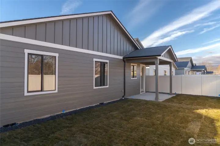 Not actual home. Same floorplan, builder, and neighborhood.