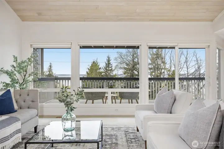 Vaulted ceilings, view windows, interior & exterior window shades included.