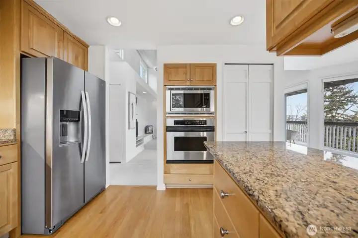 Stainless steel appliances throughout.