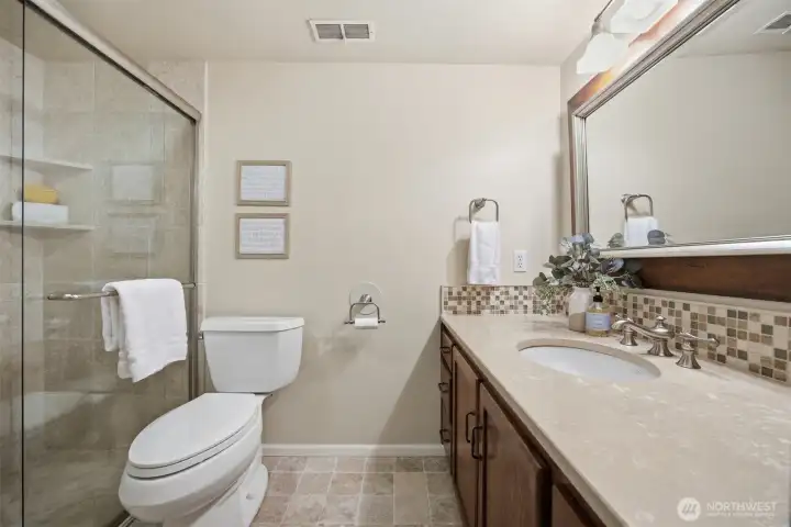 Second downstairs 3/4 bath