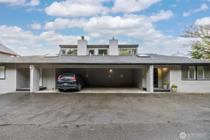 Full view of garage.