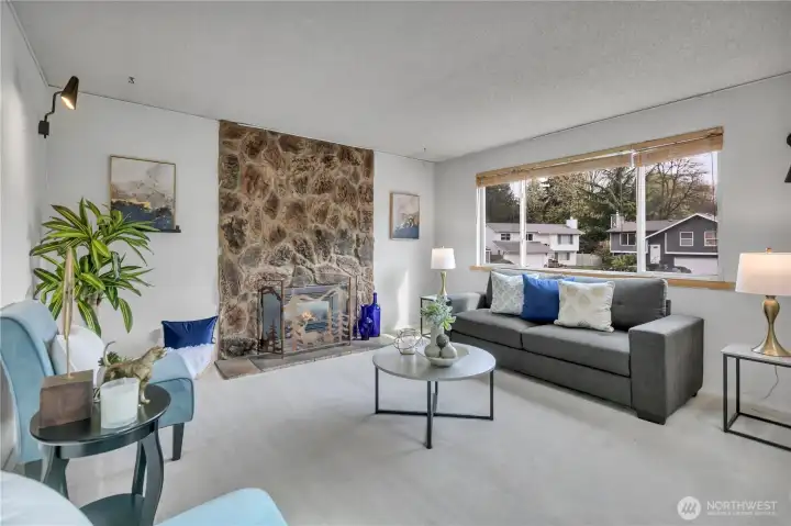 Living room, gas fireplace