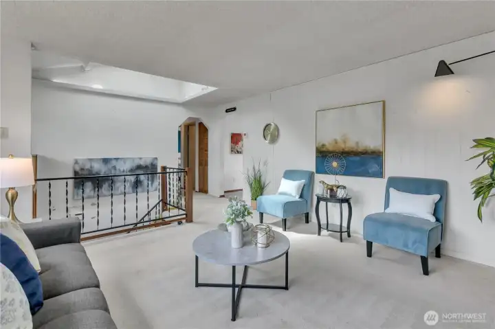 Split level, Skylight