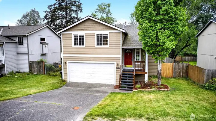 Welcome to your next home with no HOA and sits in a cul de sac for privacy