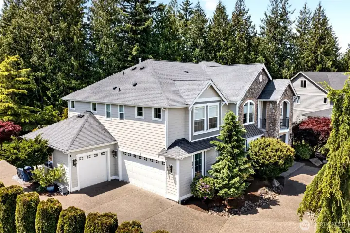 SIDE ENTRY ... 3-CAR GARAGE, ENHANCING THE FRON ELEVATION FOR 1ST IMPRESSIONS.
