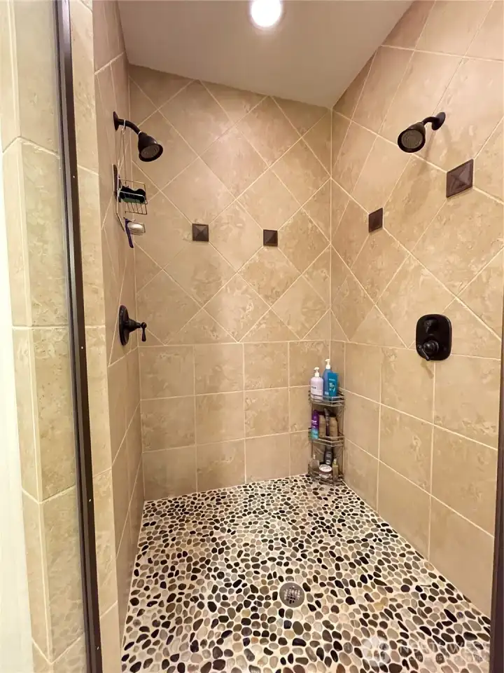 LARGE WALK-IN SHOWER with DOUBLE SHOWER HEADS