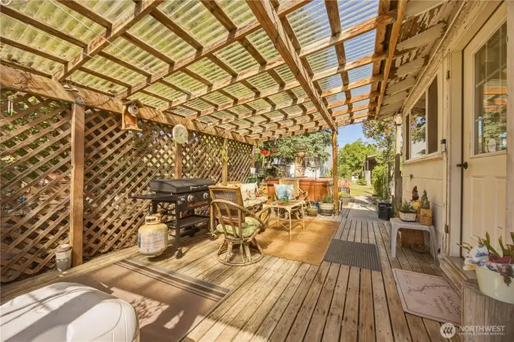 covered back porch