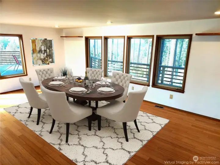 Dining Area Dining Area
