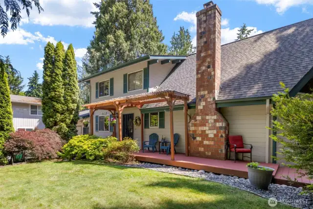 Welcome to 7755 NE Seawind Avenue!