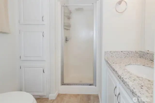 2nd bedroom 3/4 bath!